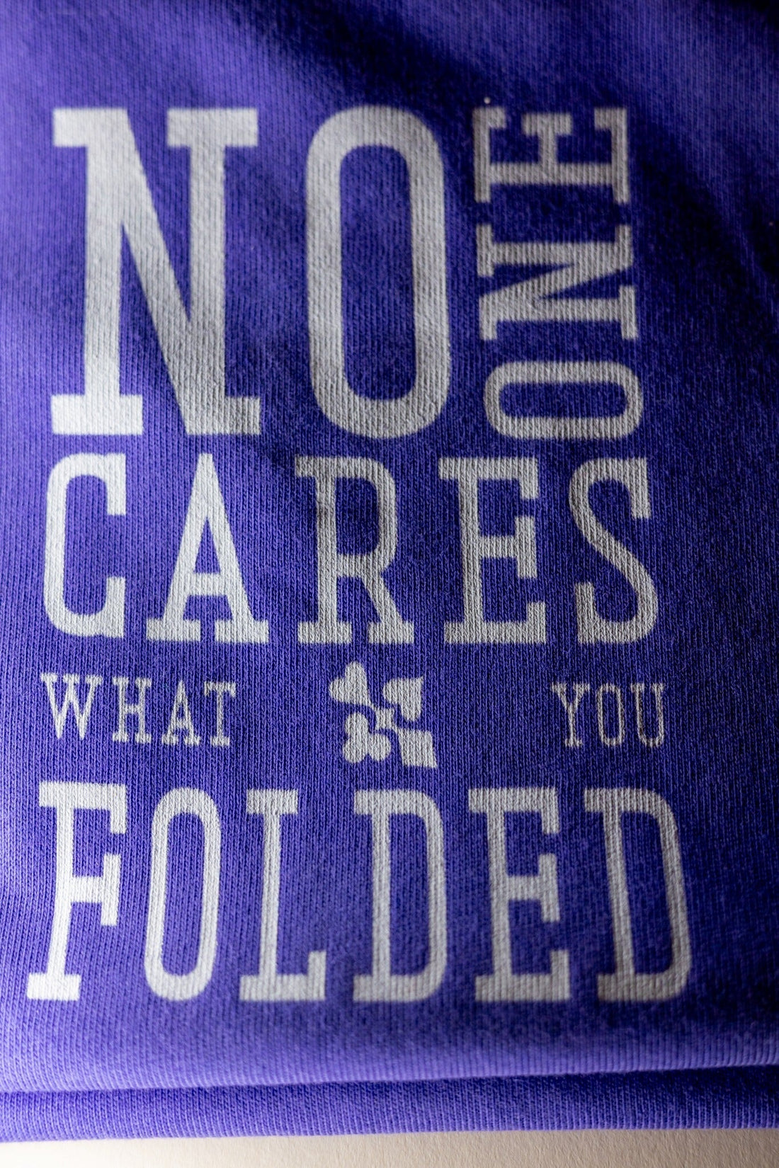 NO ONE CARES WHAT YOU FOLDED purple WHITE HOT poker T-shirt back artwork